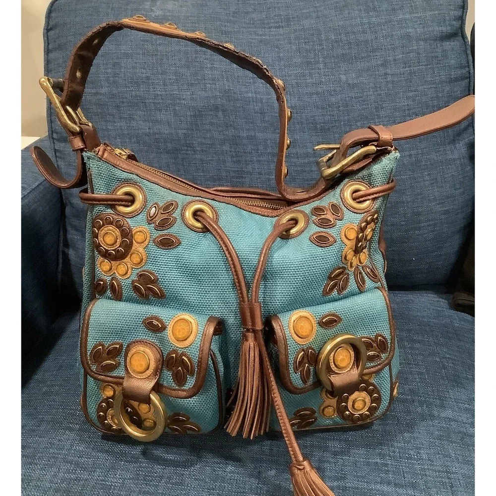 ISABELLA FIORE SET IN STONE STEPH EMBELLISHED LEATHER APPLIQUE HOBO HANDBAG